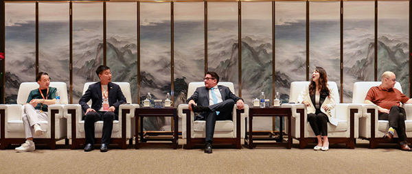 1751252748288846.jpg 2.jpg